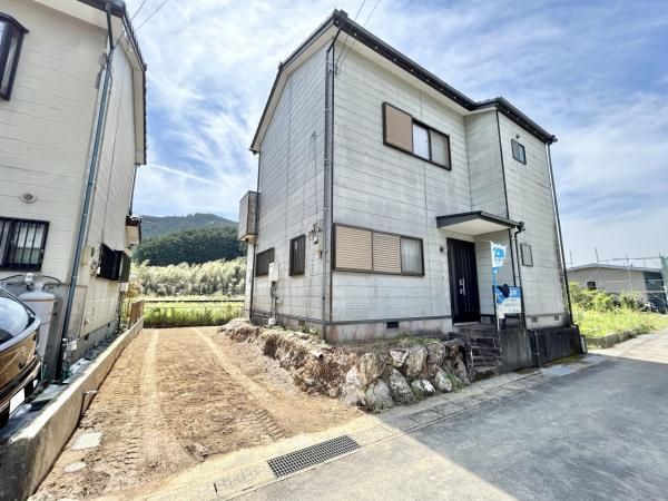 Renovated 2LDK House Near Oka Station in Hidaka Village - Thumbnail 2