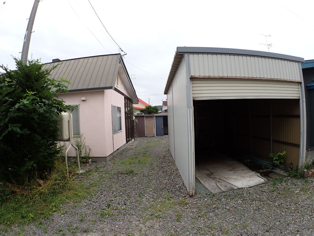 2-Story House for Sale in Shimokawa Town, Hokkaido - 89.25 sqm - Thumbnail 2