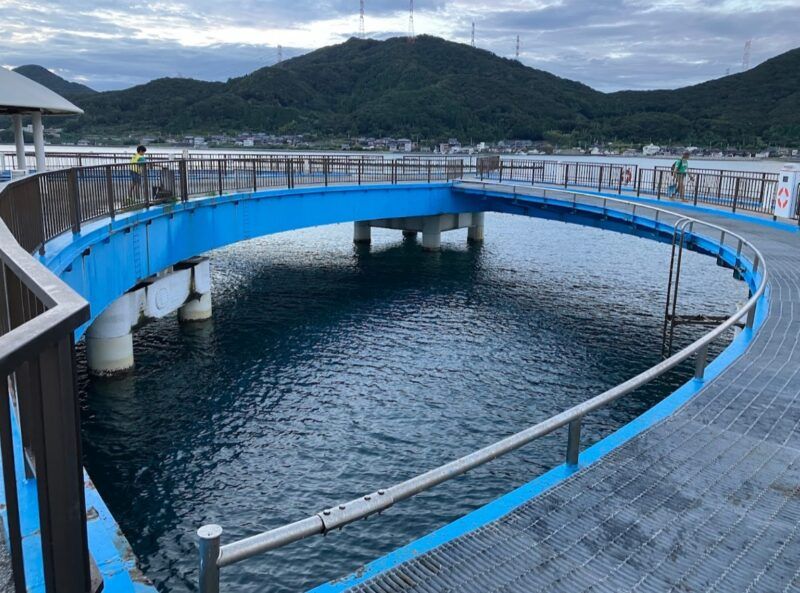 Circular Fishing Pier at Akaguri Sea Fishing Park, Oi Town, Fukui - Thumbnail 4