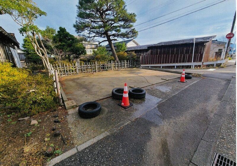 8DK House for Sale in Nanto City, Toyama - Akiya Bank - Thumbnail 3