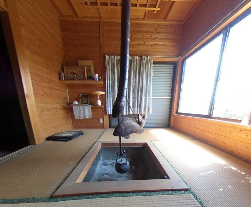 Compact House with Irori in Nankan Town, Kumamoto - Thumbnail 2