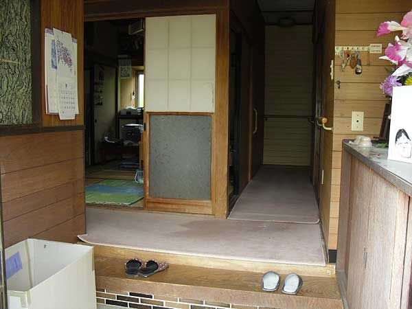 Akiya for Sale in Oshu, Iwate: 4LDK House with Farmland and Parking - Thumbnail 3