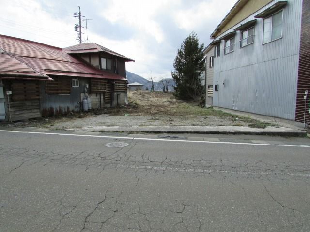 Land for Sale in Kijimadaira Village, Nagano - 153.68 sqm - Thumbnail 2