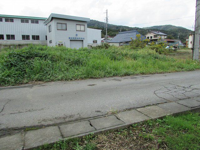 Steel Warehouse for Sale in Iiyama, Nagano - 445.7m² Land - Thumbnail 4
