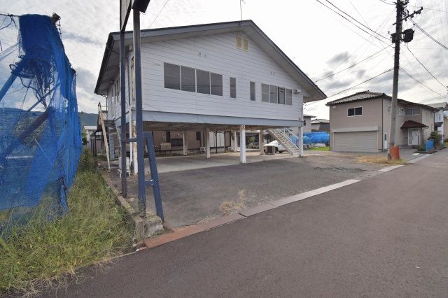 Commercial Office for Rent in Nakano City, Nagano - Thumbnail 4