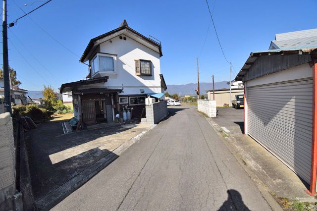 1964 Detached House on 530m² Land in Kijimadaira, Nagano - Thumbnail 4
