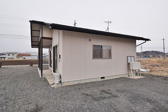 Detached House with EV Charging on 1088sqm Land in Nakano, Nagano - Thumbnail 4