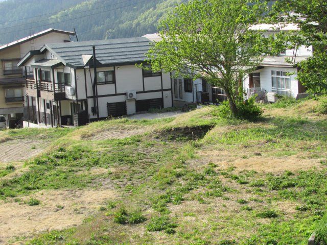 Land for Sale in Nozawaonsen Village, Nagano | 732 sqm Plot - Thumbnail 4