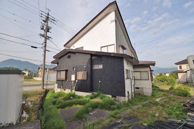 Mixed-Use Building for Sale in Kijimadaira Village, Nagano - Thumbnail 2