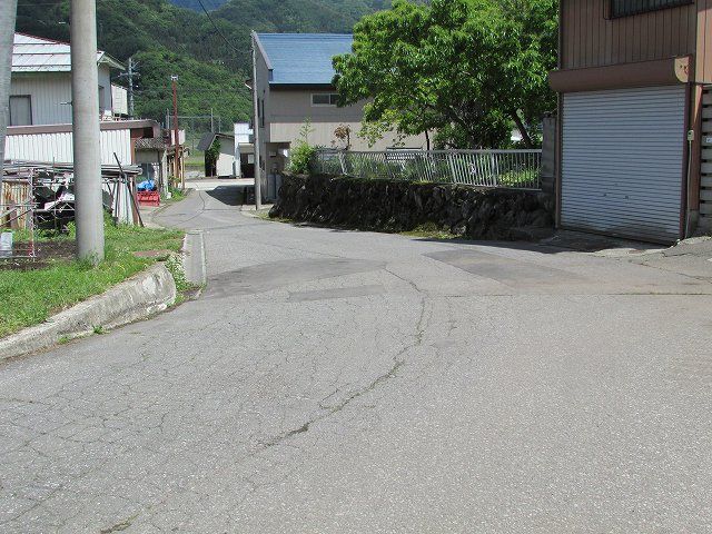 Land for Sale in Kijimadaira Village, Nagano - 2,147 sqm - Thumbnail 4
