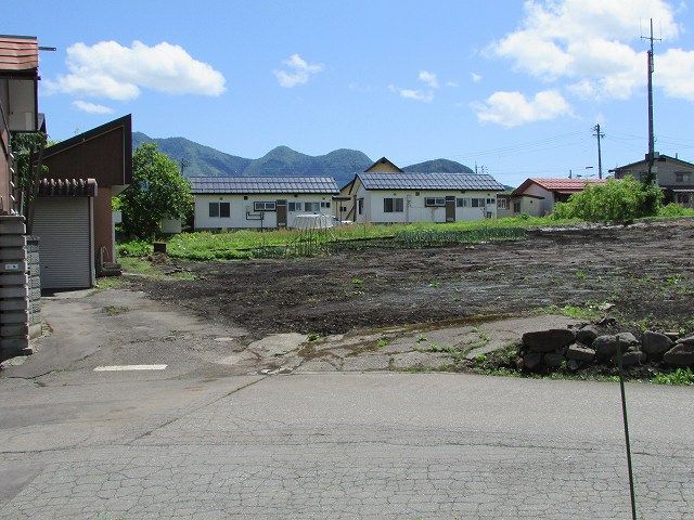 Land for Sale in Kijimadaira Village, Nagano - 2,147 sqm - Thumbnail 3