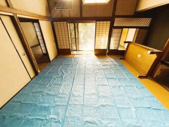 Mixed-Use Building with Workshop in Takahashi, Okayama - Thumbnail 4