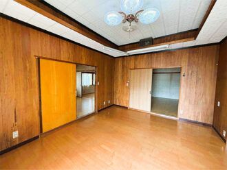 Renovated 5LDK House for Rent in Takahashi, Okayama - Thumbnail 2