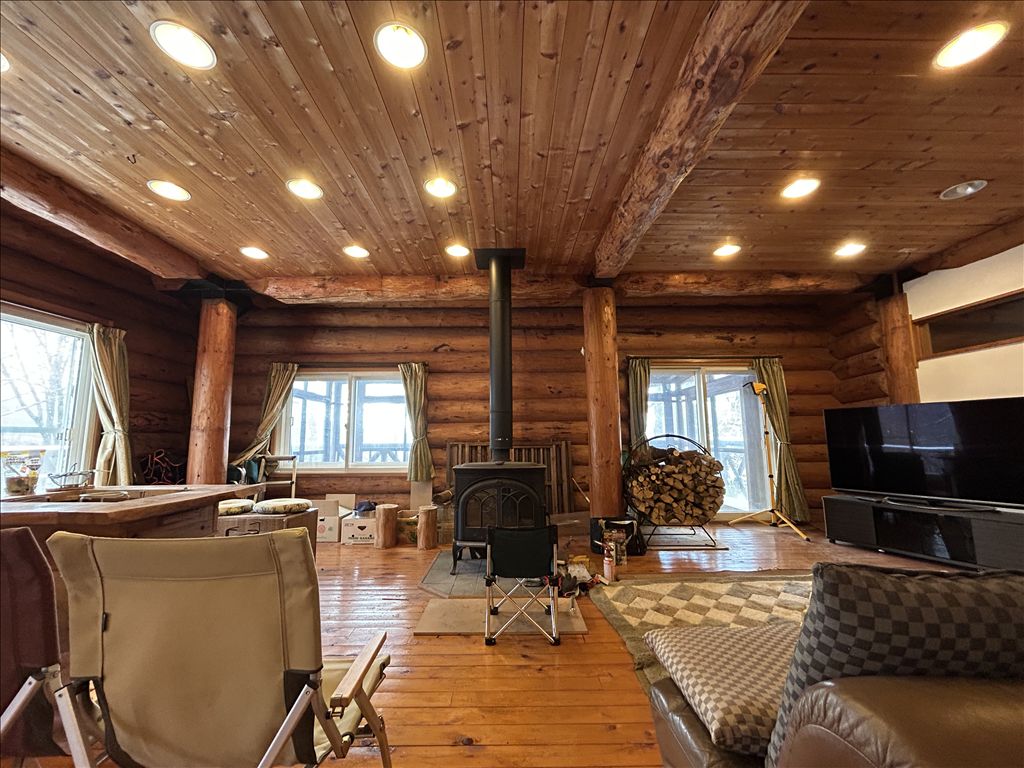 7LDK Log Cabin in Tokyu Resort Town Tateshina, Nagano - Thumbnail 3