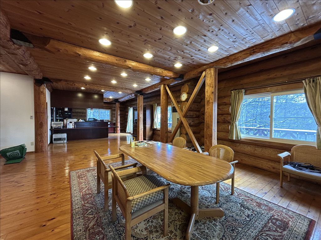 7LDK Log Cabin in Tokyu Resort Town Tateshina, Nagano - Thumbnail 2