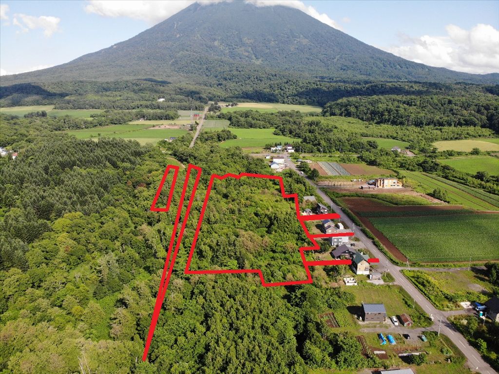 19,639 sqm Land for Sale in Hirafu, Kutchan with Mt. Yotei Views - Thumbnail 2