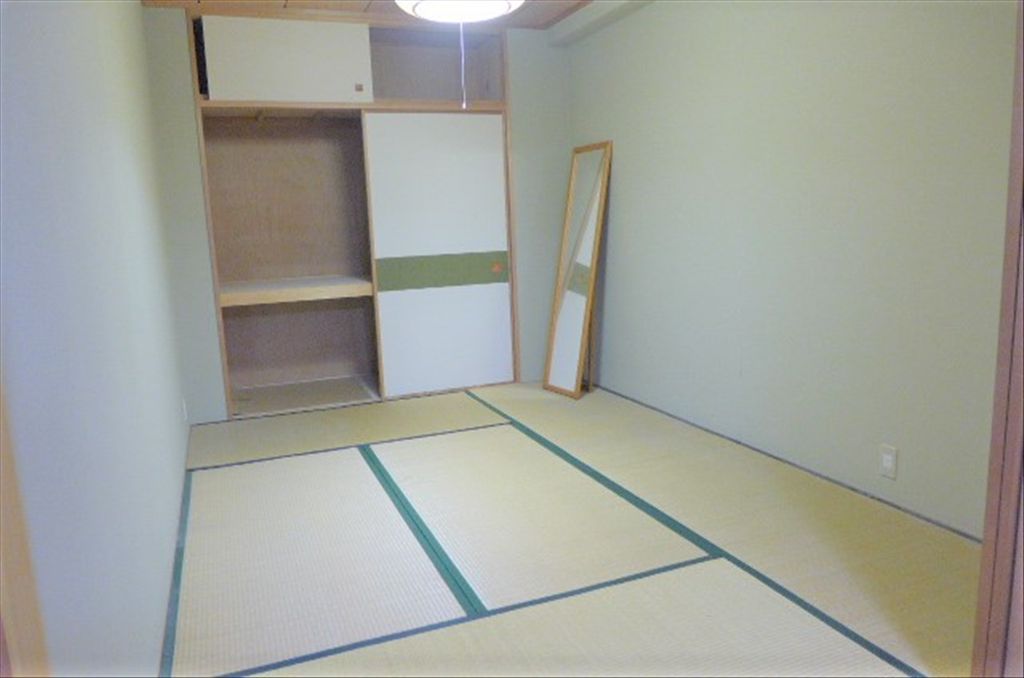 Fit Resort Mansion Sportion 1LDK with Mount Fuji View for Sale - Thumbnail 4