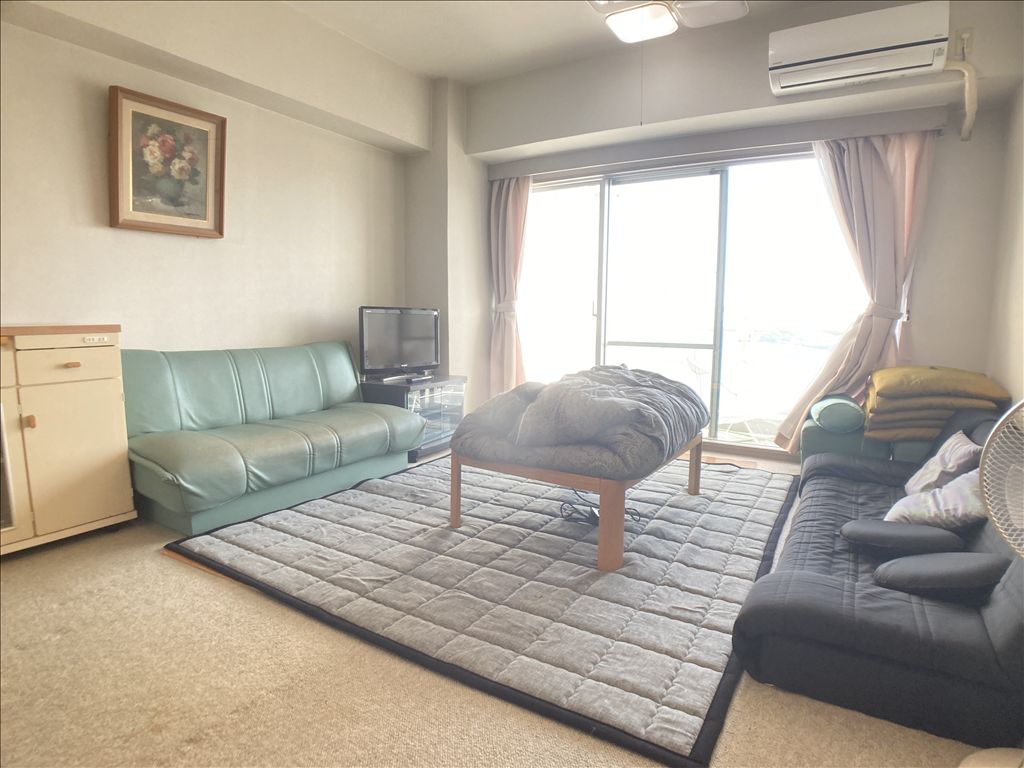 Prioare Hamanako 1LDK Apartment with Lake Views for Sale - Thumbnail 3