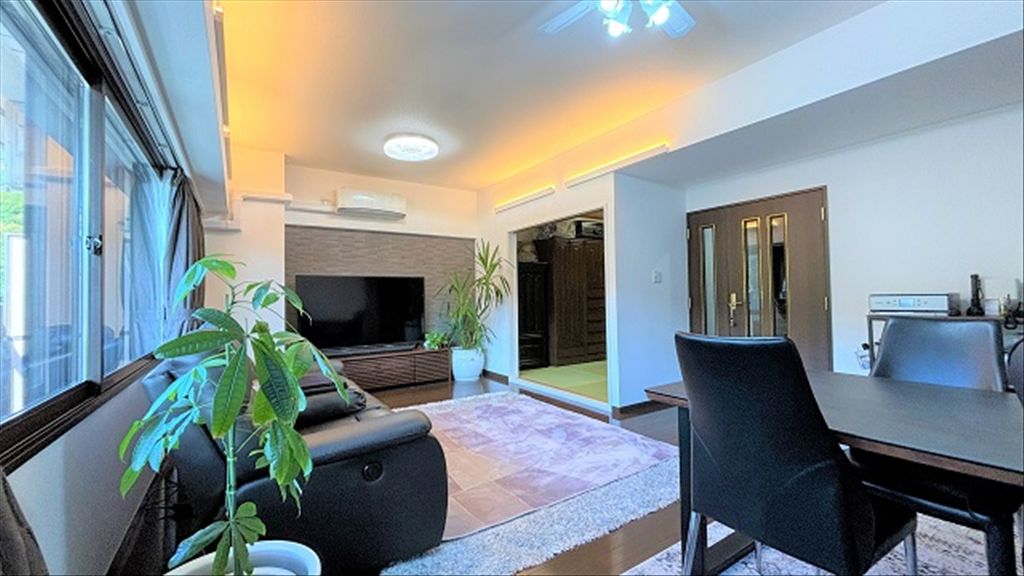Lions Tower Oku Yugawara 2LDK Condo with Hot Spring - Thumbnail 4