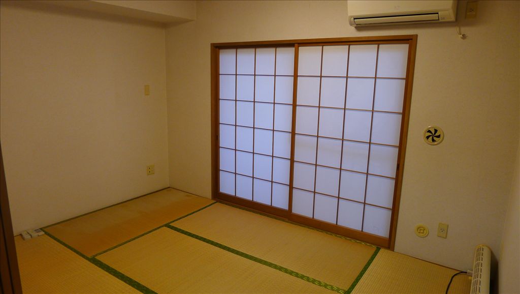 1LDK Condo in Lions Villa Karuizawa Second Building, Nagano - Thumbnail 3