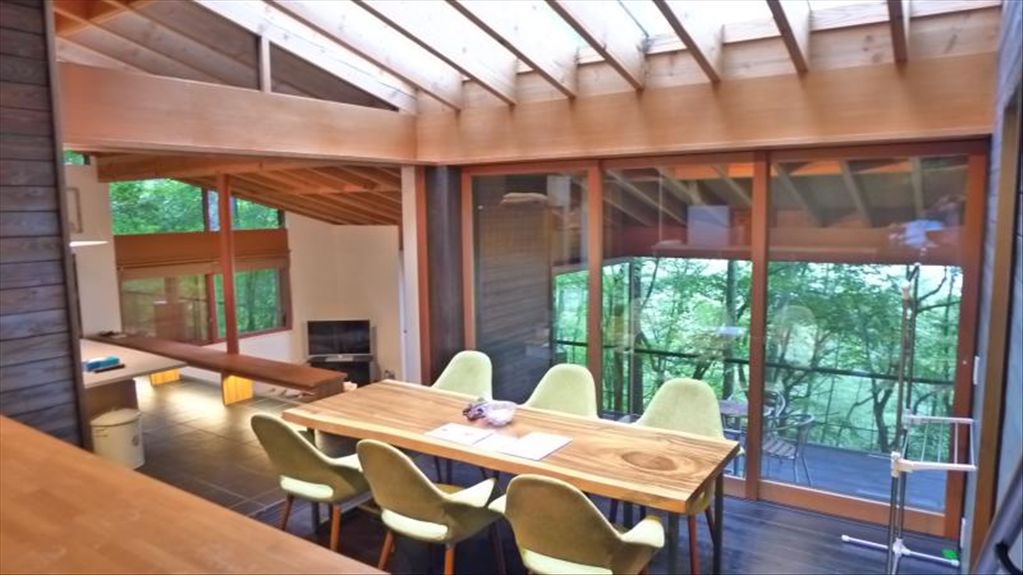 2LDK Villa in Old Karuizawa Club, Nagano | Scenic Mountain Retreat - Thumbnail 4