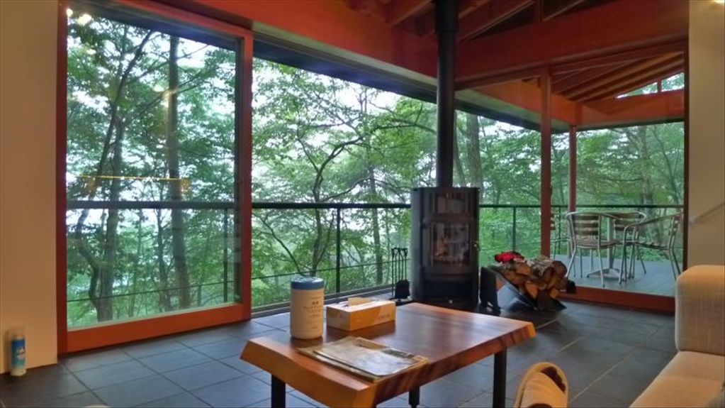 2LDK Villa in Old Karuizawa Club, Nagano | Scenic Mountain Retreat - Thumbnail 3