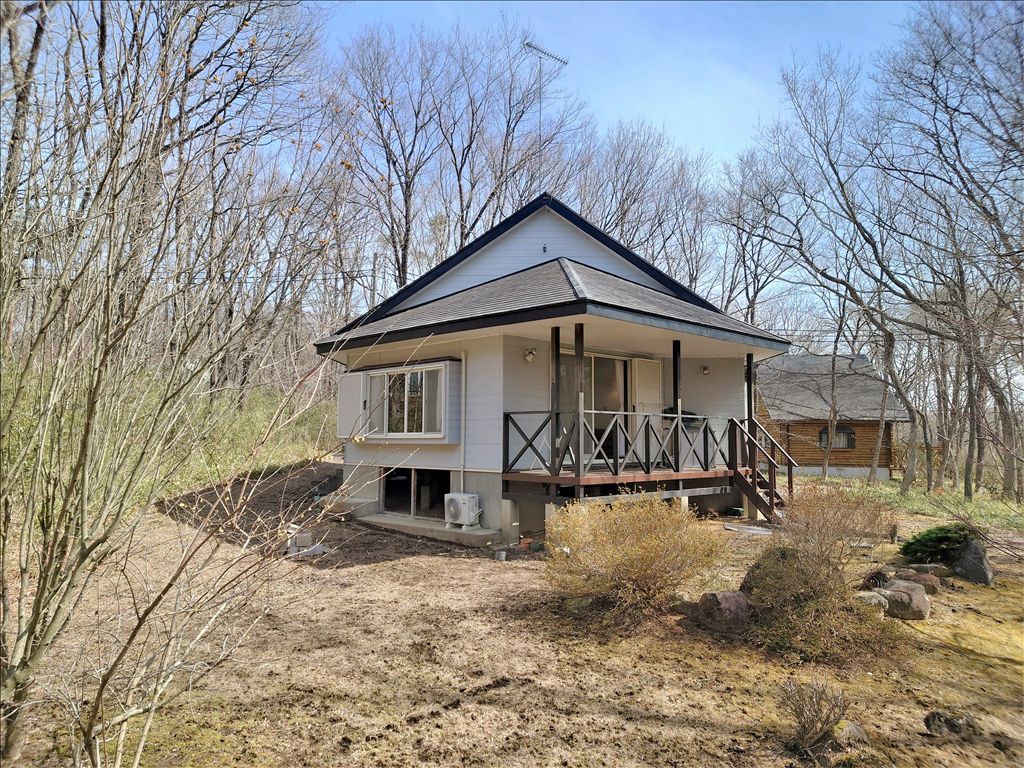 Wooden 2LDK Vacation Home with Onsen Option in Nasu, Tochigi - Thumbnail 2