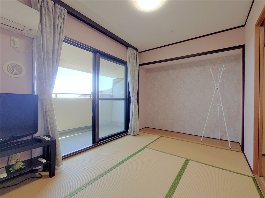 Loire Nasu Kogen Heidi Top-Floor 2K Resort Condo for Sale - Thumbnail 2