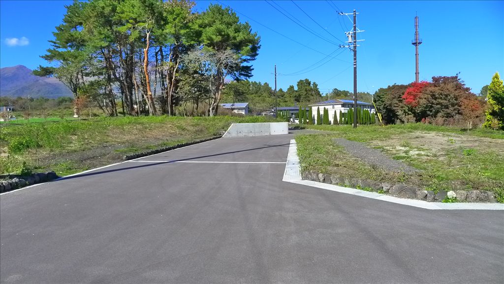 Karuisawa Land Plot with Mount Asama Views | 308.49 sqm - Thumbnail 2