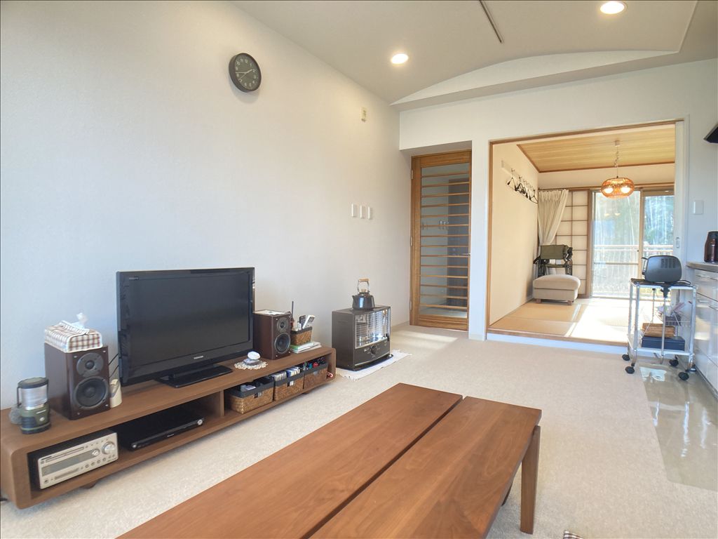 1LDK Condo with Lake Views in Tokyu Resort Town Hamanako - Thumbnail 4