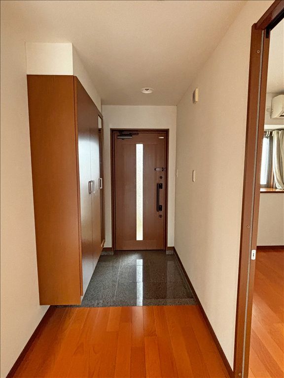 Coral Bay Ishigaki Island 3LDK Condo with Ocean Views for Sale - Thumbnail 2