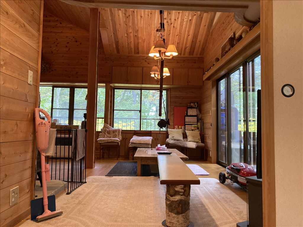 Tokyu Resort Tateshina Akashia-dai 3LDK Villa with Wood Stove - Thumbnail 4