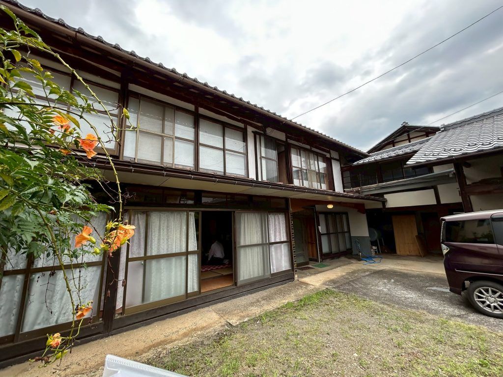 110-Year-Old Nakasendo Kominka for Sale or Rent in Nagano - Thumbnail 2