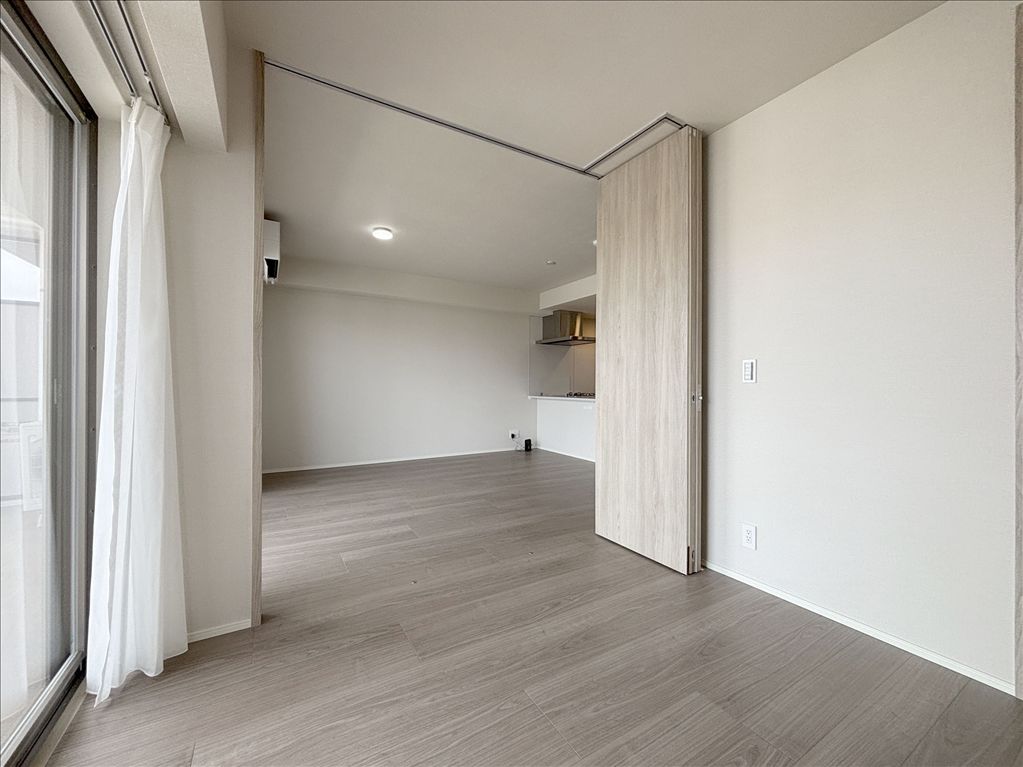 3LDK Apartment for Sale in Naha, Okinawa - 66.40 sqm - Thumbnail 3