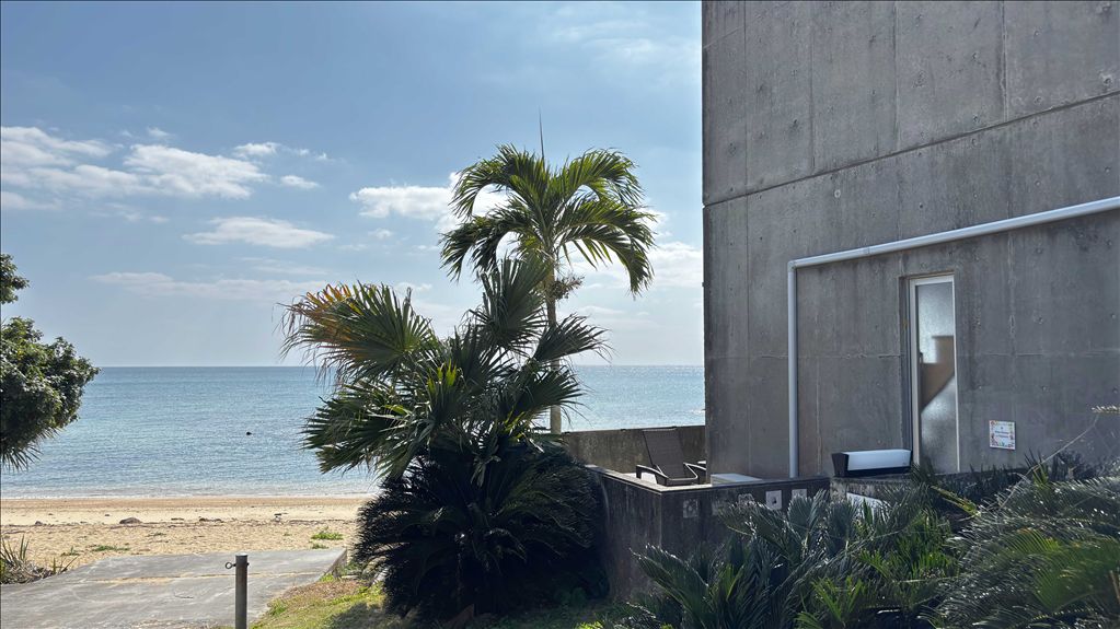 Okinawa Beachfront Villa with Ocean Views and Annex - Thumbnail 3