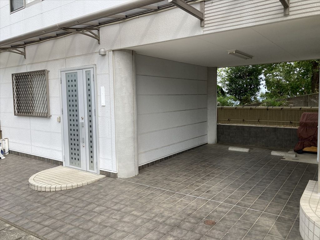 4LDK Villa in Atami with Ocean View, Jacuzzi & Sauna - Thumbnail 2