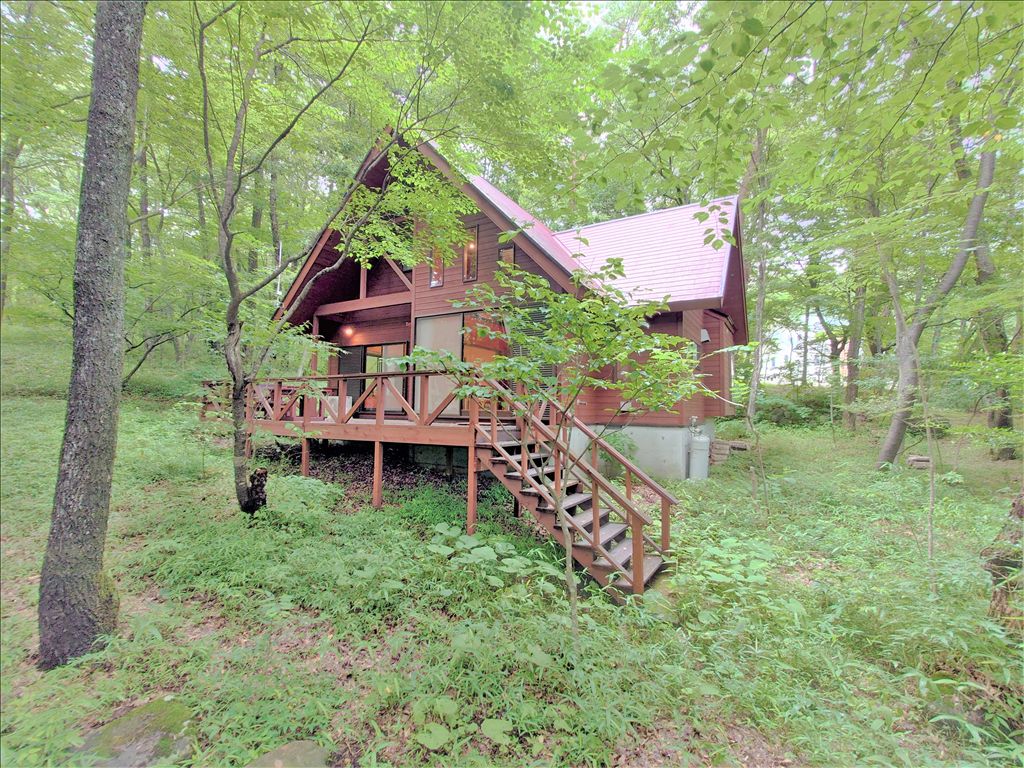 Wooden 1LDK Vacation Home with Hot Spring Option in Nasu Highlands - Thumbnail 2