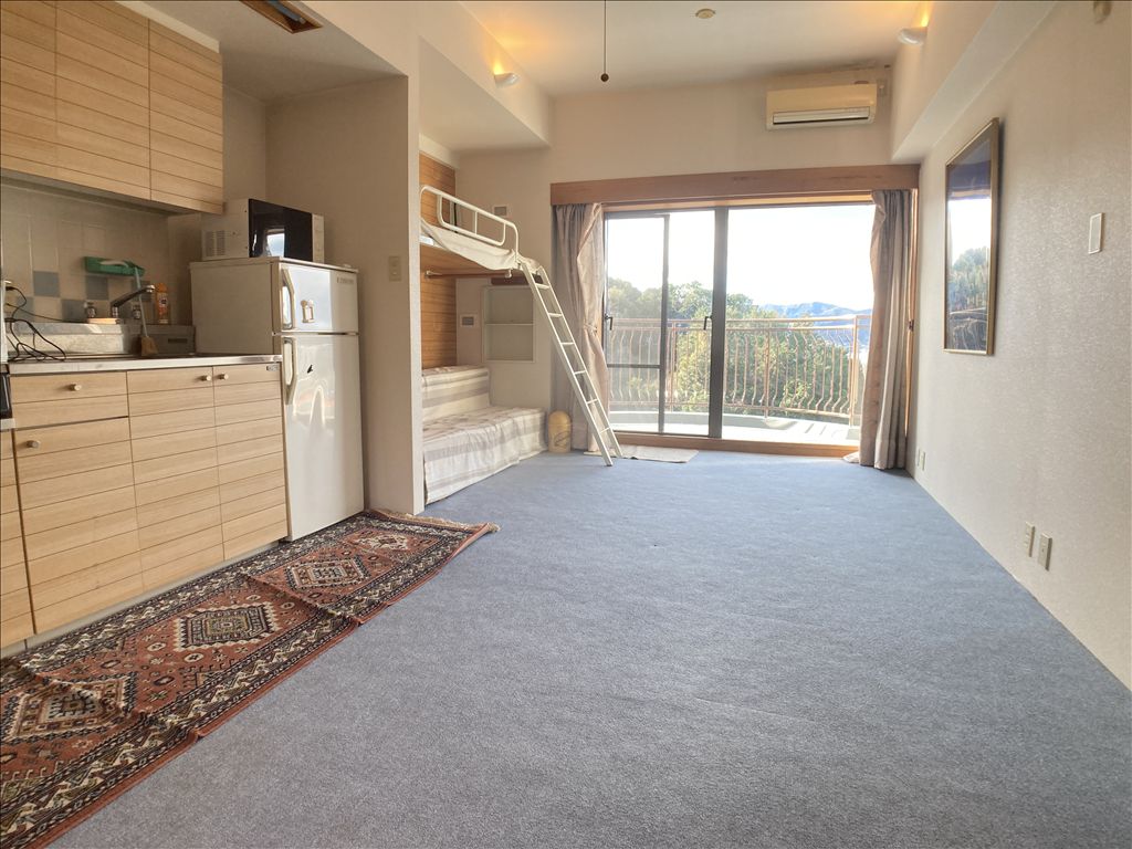 Lake View 1LDK Condo in Tokyu Resort Town Hamanako - Thumbnail 3
