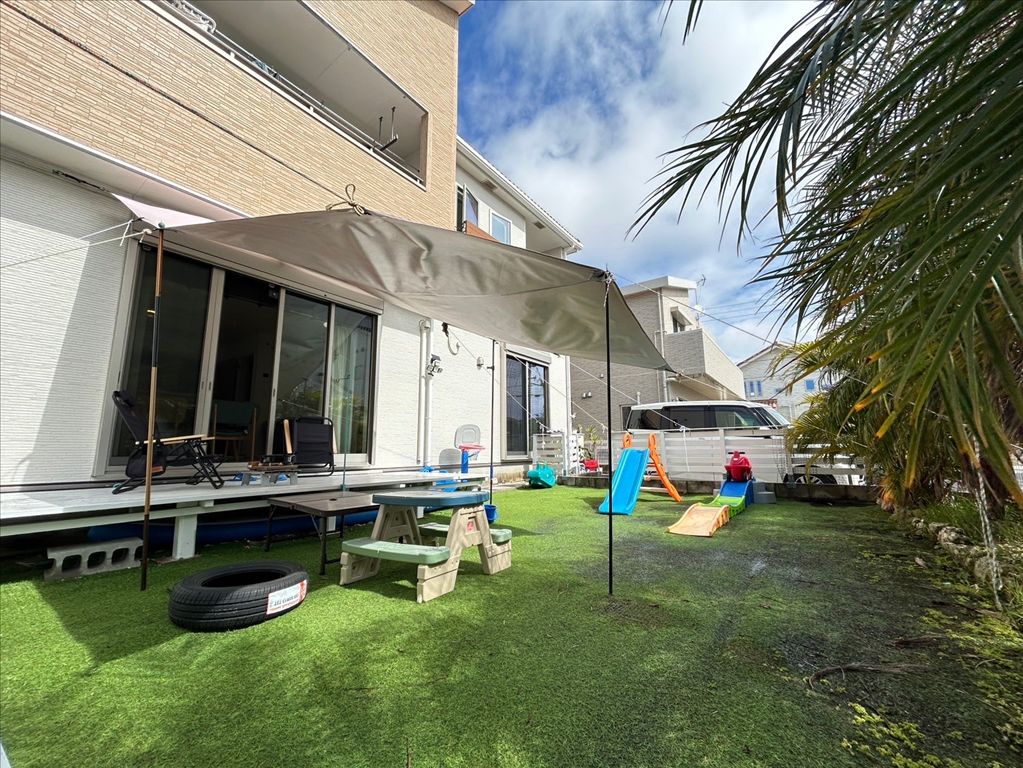 2017 4LDK Detached House in Itoman, Okinawa with 2 Car Parks - Thumbnail 3