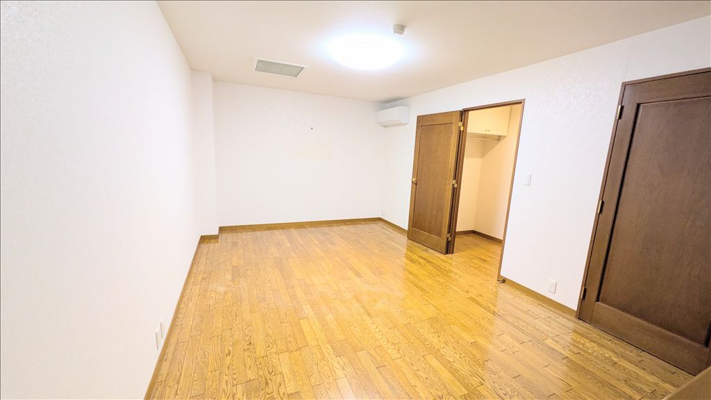 Domaine Atami Izusan West Hall 2LDK Resort Condo with Onsen - Thumbnail 4