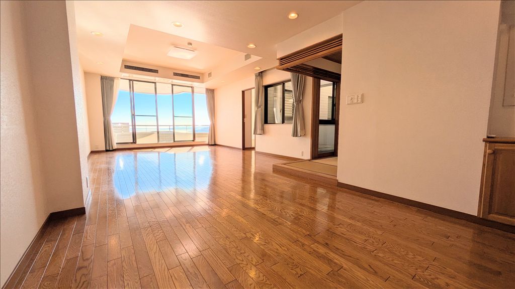 Domaine Atami Izusan West Hall 2LDK Resort Condo with Onsen - Thumbnail 2