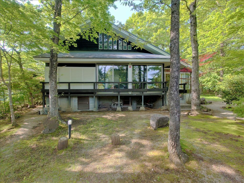 4-Bedroom Villa in Nasu's Moriko no Sato with Hot Spring Potential - Thumbnail 3