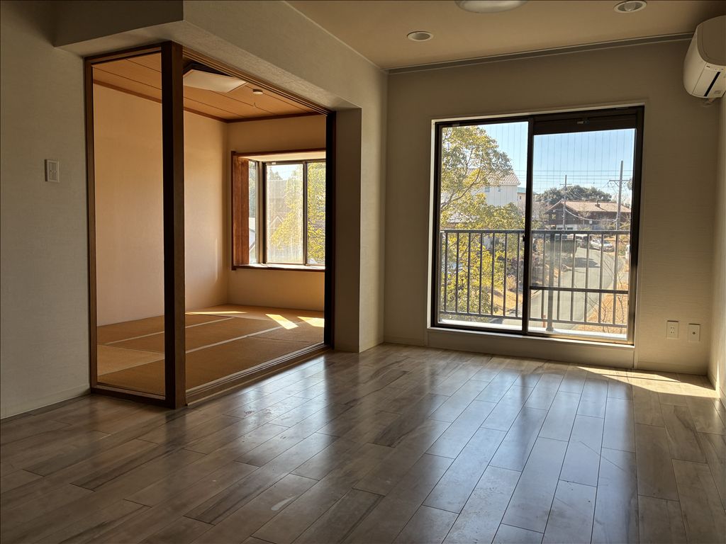 Tokyu Resort Town Hamanako B2 2LDK Apartment for Sale - Thumbnail 2
