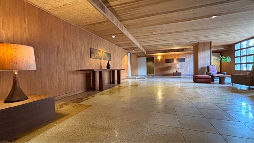 Suimeisō 2LDK Condo in Atami with Good Design Award - Thumbnail 2