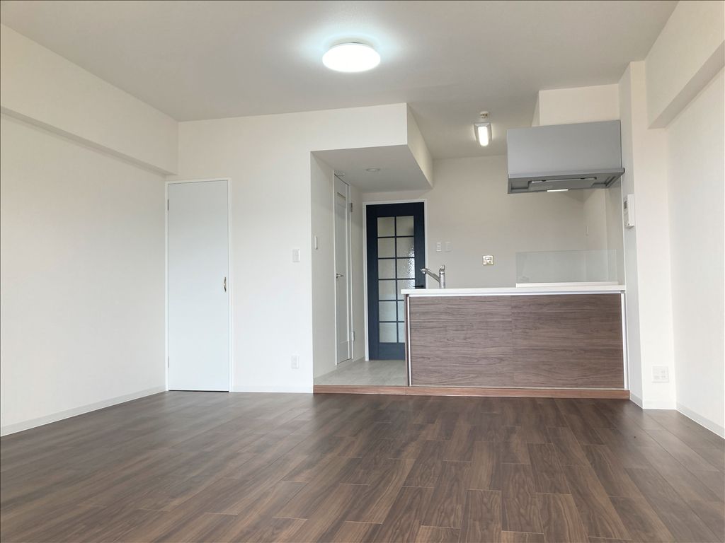 Esukāru Iwai 1R Condo | Renovated 2025 | Minamibōsō, Chiba - Thumbnail 2