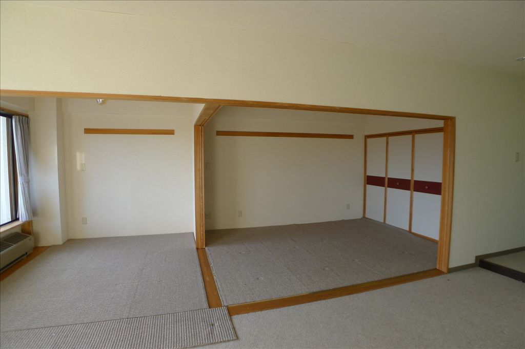 Reses Kawaguchiko B 1LDK with Mount Fuji View for Sale - Thumbnail 2