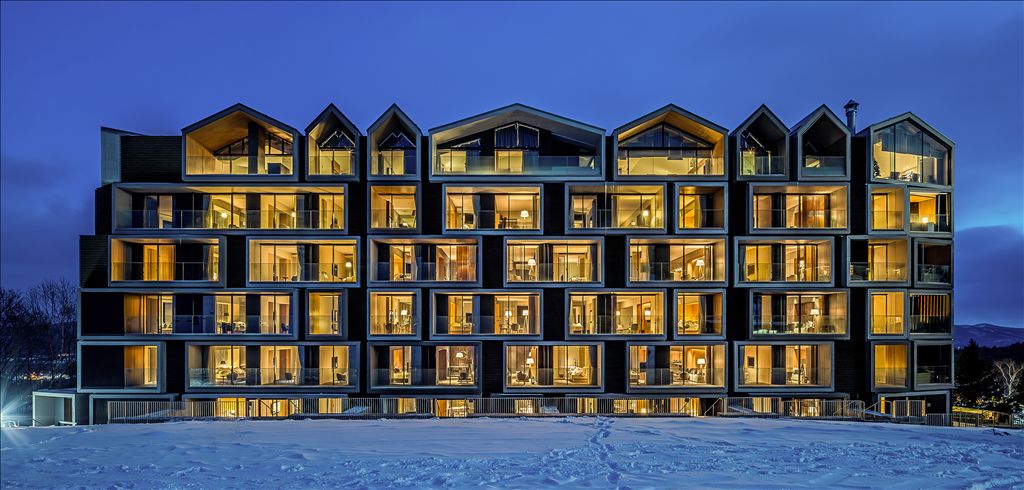 MUWANISEKO Ski-In Ski-Out Hotel Condo in Niseko Hirafu - Thumbnail 2