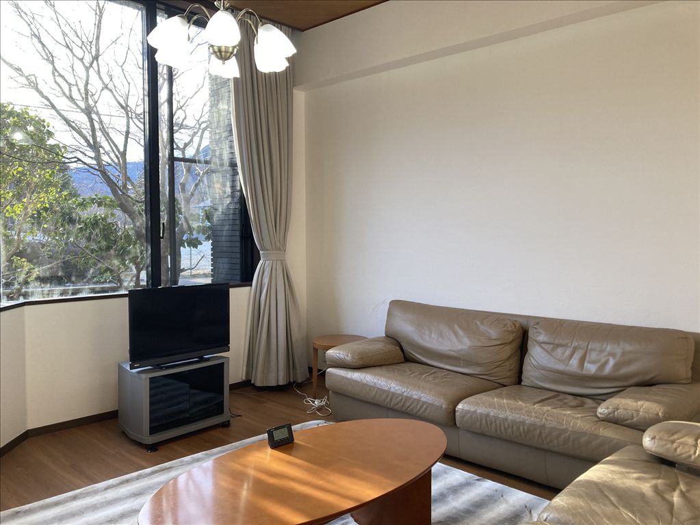 3LDK Apartment with Private Garden in Hakone Sengokuhara Resort - Thumbnail 2