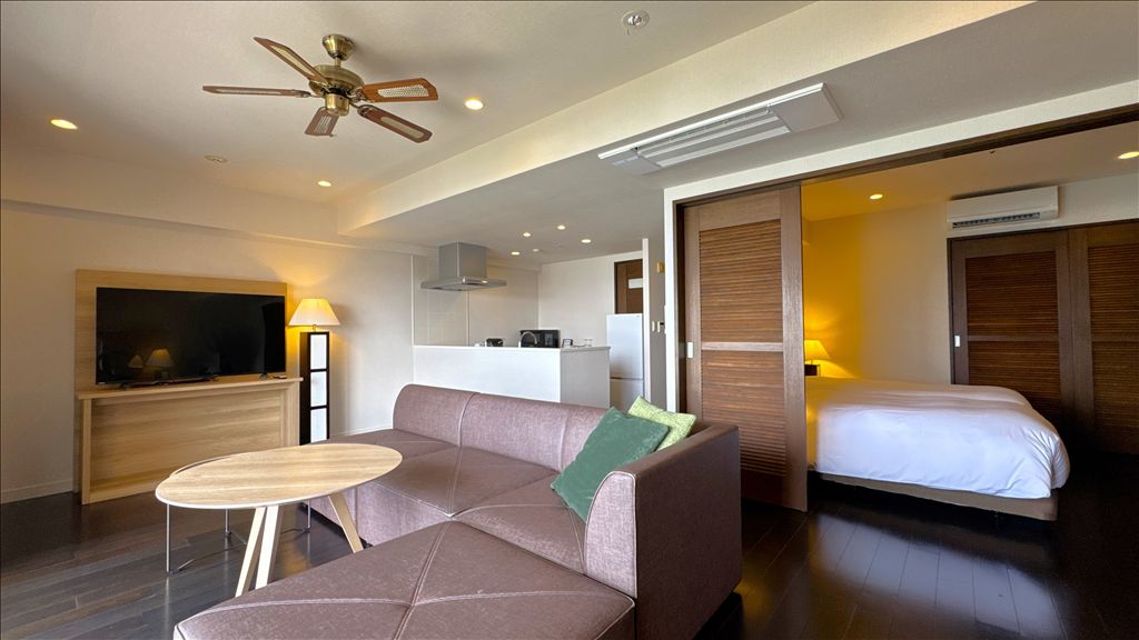 1 Bedroom Hotel Condominium for Sale in Onna, Okinawa - Thumbnail 4