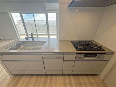 3LDK Apartment for Sale in Naha, Okinawa – 64.28 m², 2021 Built — Kitchen, Naha, Okinawa